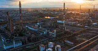 রাশিয়ার ওপর ট্রাম্পের নিষেধাজ্ঞায় তেলের দাম বাড়ার পূর্বাভাস